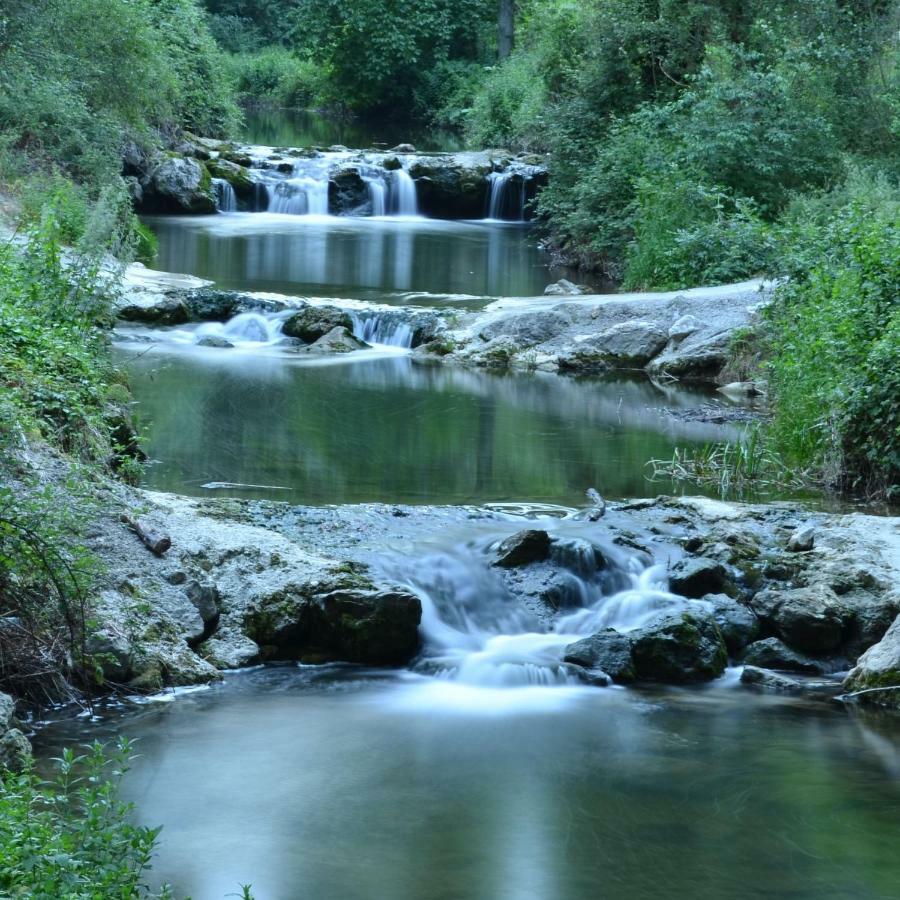 Готель Camping L'Eau Vive Dauphin Екстер'єр фото